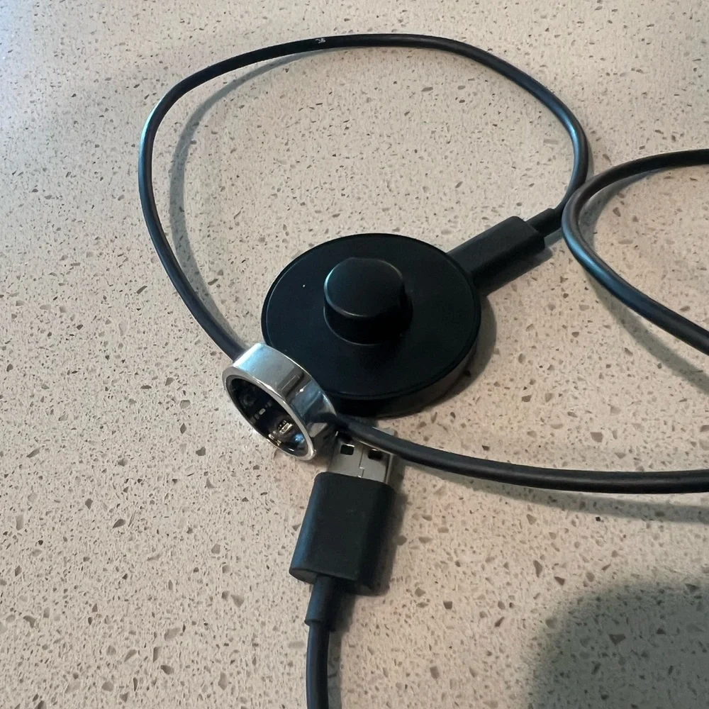 OURA RING GEN 3 - Picture 2 of 4